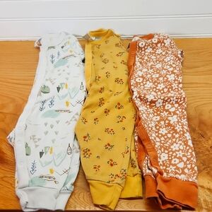 Modern Moments Sleep and Play Bundle Size 3-6 Months